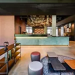 Ibis Styles ホテル