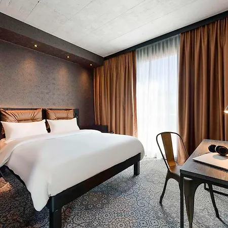 Ibis Styles 3*