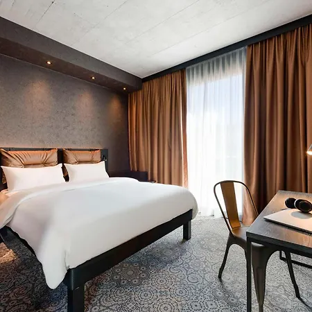 Ibis Styles Hotel 3*